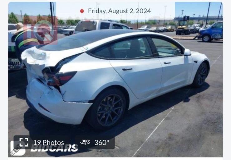 تێسلا مۆدێل 3